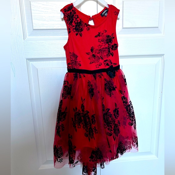 Red and black assymetrical dress with black shrug - Picture 2 of 4